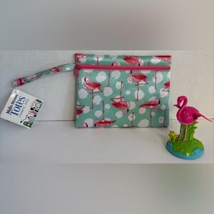 FLAMINGO (SOLAR POWERED) & FLAMINGO COSMETIC BAG